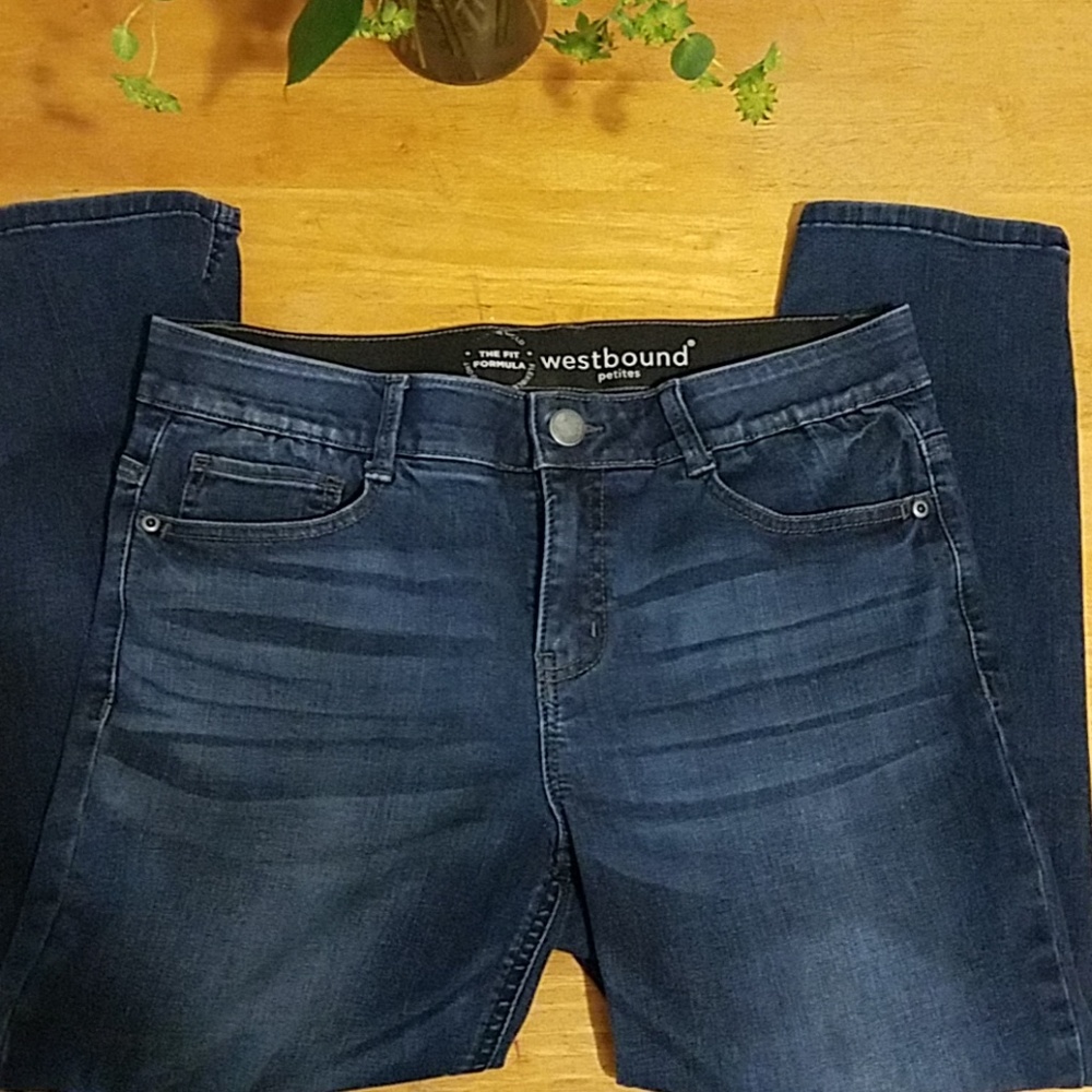 Westbound 10P short jean.